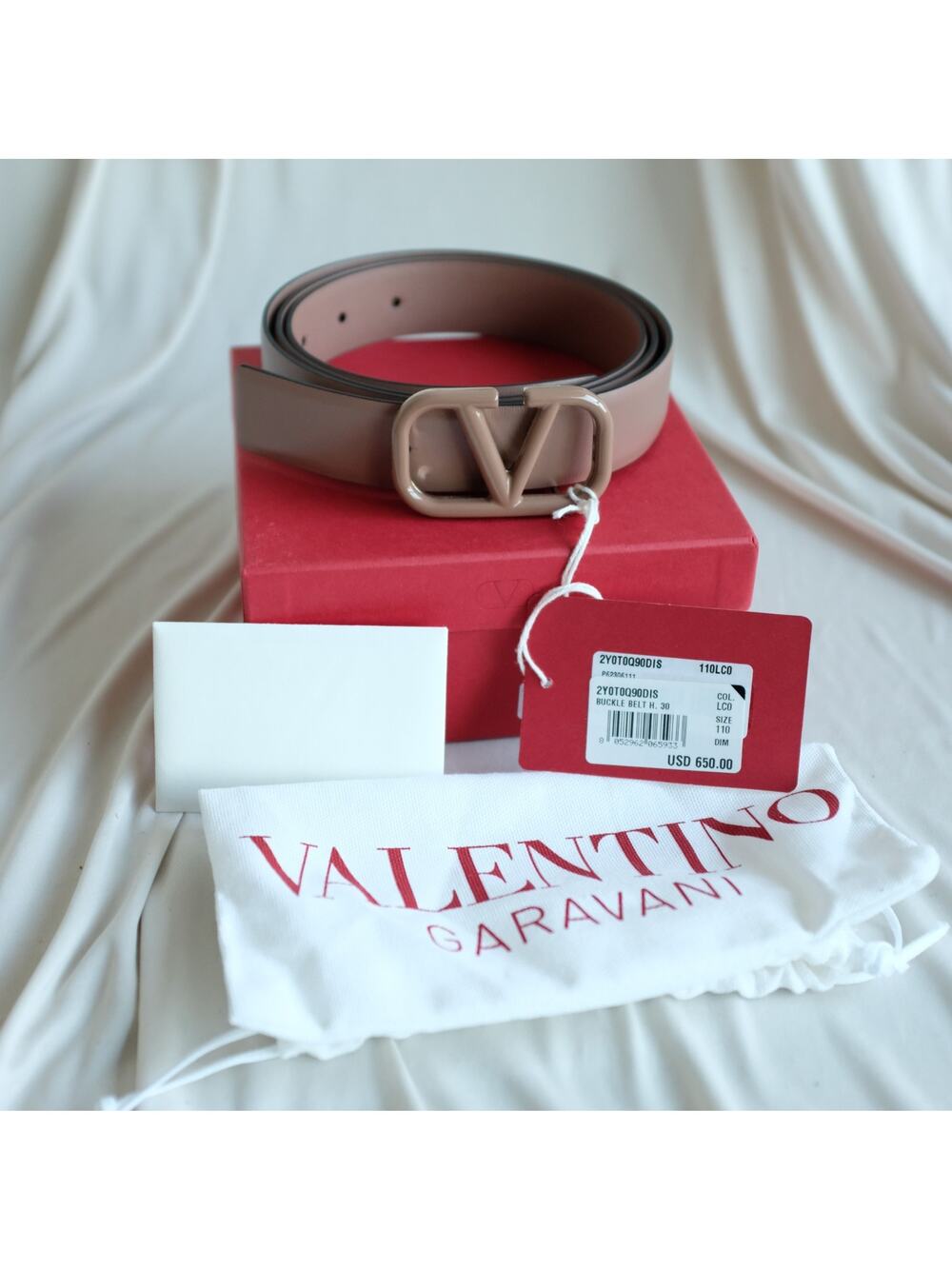 Valentino Leather Belt Beige VLogo Neutrals Size 110 Brand New with Box & Tags